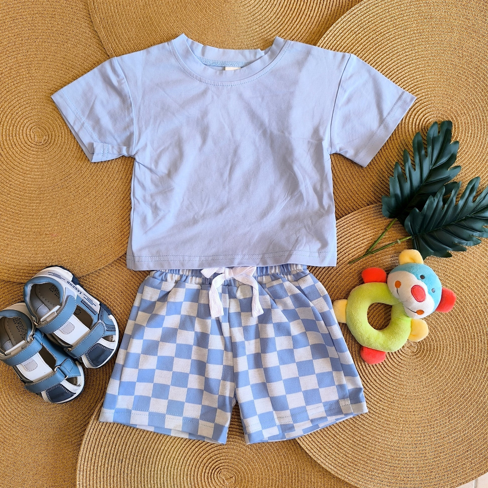 Short sleeve T-Shirt with Short